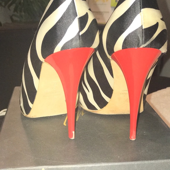 GUISEPPE ZANOTTI Zebra print peep toe PUMP - Picture 4 of 5